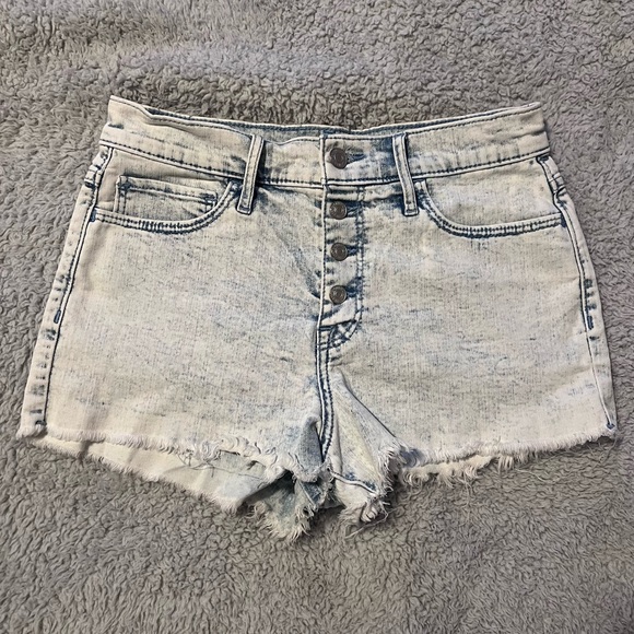 Abercrombie & Fitch Button-Up Denim Shorts - Picture 7 of 12